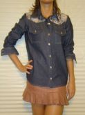 HM1211.1 Camisa com ombros de Renda Jeans TAM P